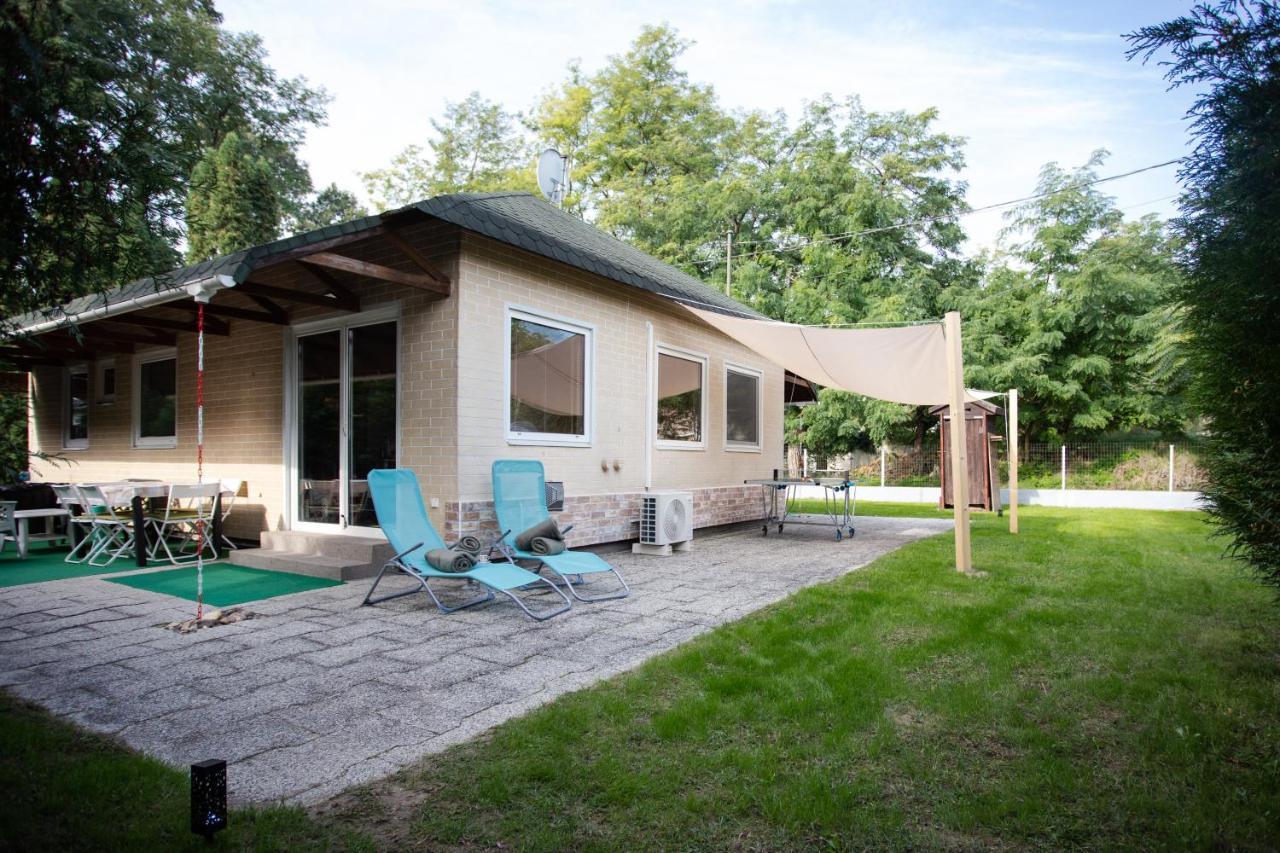 Dunakanyar, Szentendrei Sziget Szamoca Vendeghaz Horany Telen Nyaron Szigetmonostor Exterior photo