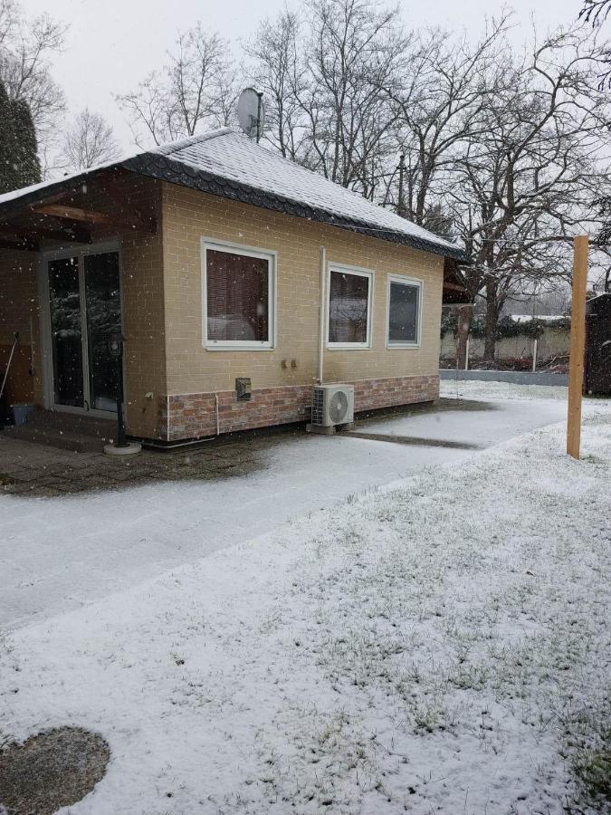 Dunakanyar, Szentendrei Sziget Szamoca Vendeghaz Horany Telen Nyaron Szigetmonostor Exterior photo