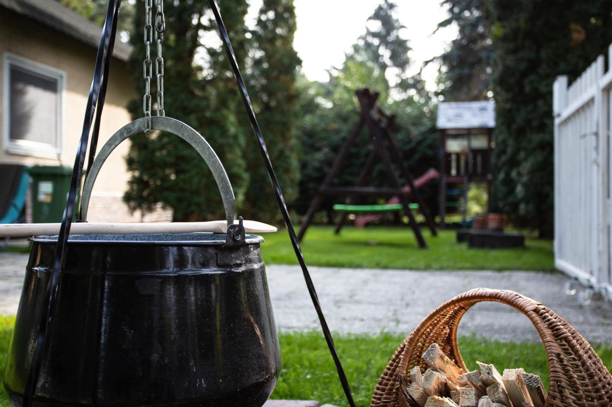 Dunakanyar, Szentendrei Sziget Szamoca Vendeghaz Horany Telen Nyaron Szigetmonostor Exterior photo